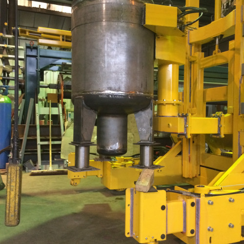 Manipulateur de cuves